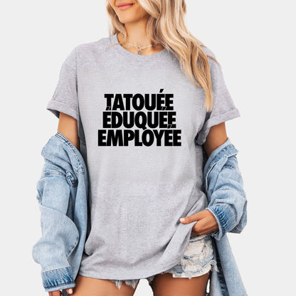 Tatouée éduquée employée