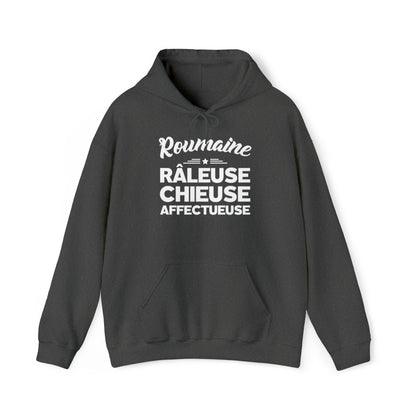 Roumaine, Râleuse, Chieuse, Affectueuse