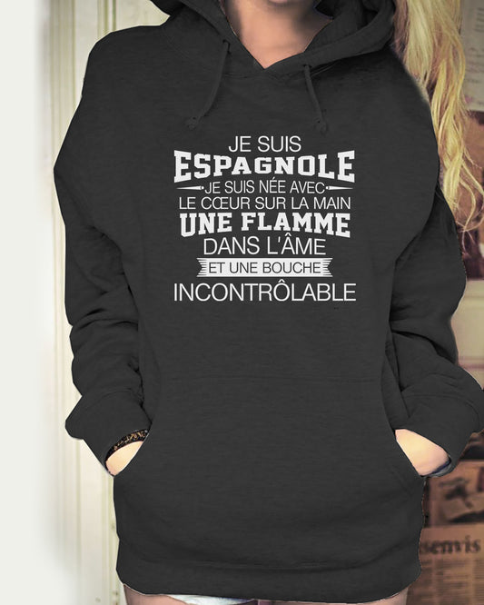 Je suis Espagnole, je suis née avec le coeur sur la mai