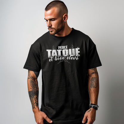 Percé, Tatoué et bien élevé