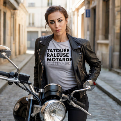 Tatouée, râleuse, motarde et je t'emmerde