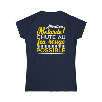 Attention motarde ! Chute au feu rouge possible