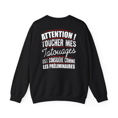 Attention! Toucher mes tatouages est considéré comme les préliminaires
