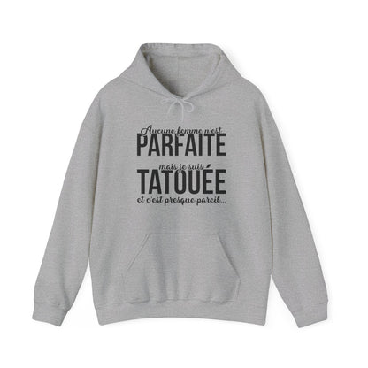 Aucune femme n'est parfaite mais je suis tatouée et c'est presque pareil