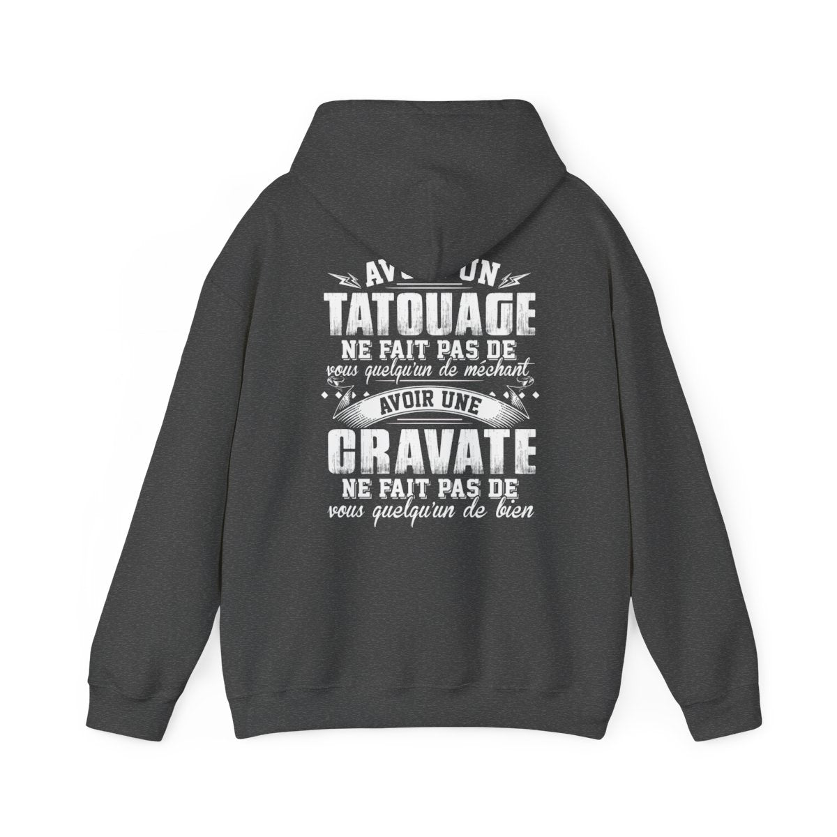 Avoir un tatouage ne fait pas de vous quelqu'un de méchant avoir une cravate ne fait pas de vous quelqu'un de bien