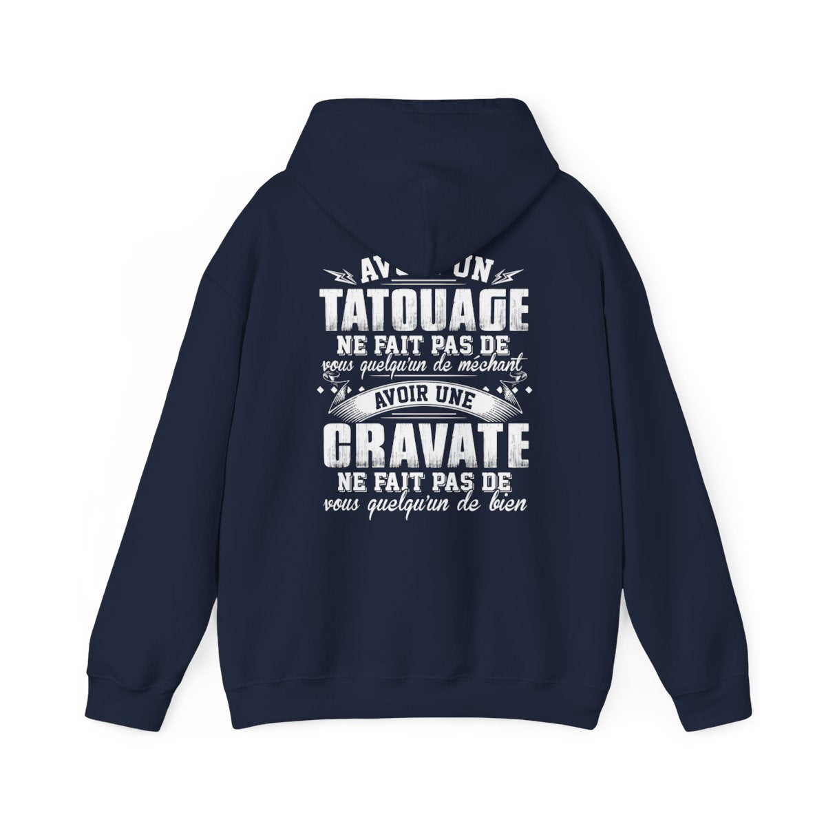 Avoir un tatouage ne fait pas de vous quelqu'un de méchant avoir une cravate ne fait pas de vous quelqu'un de bien