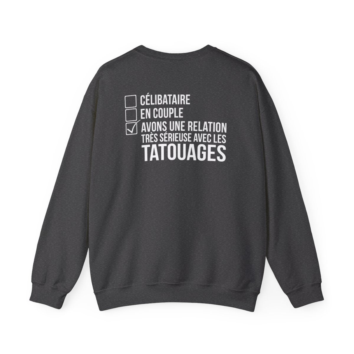 Avons une relation très sérieuse avec les tatouages