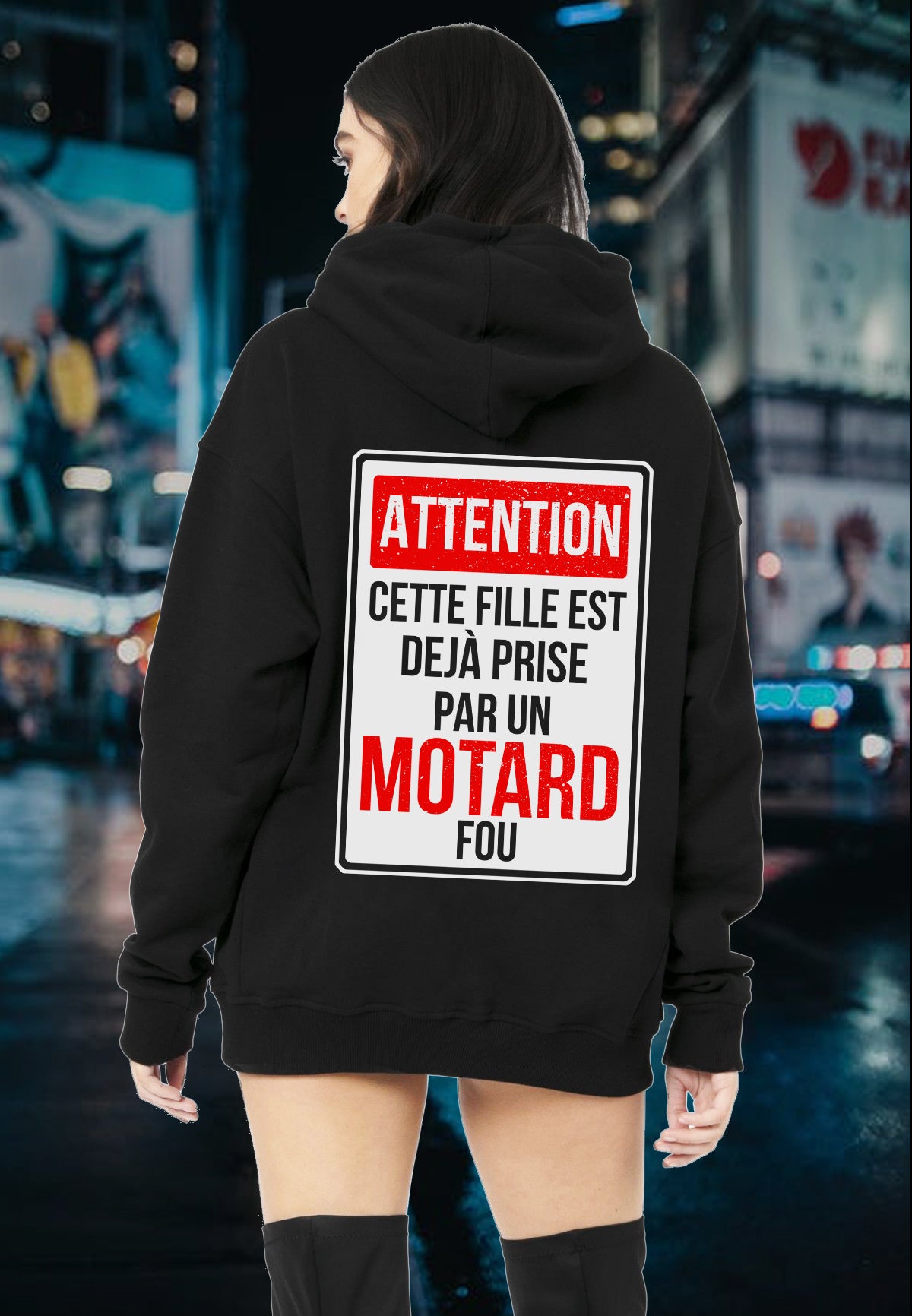 Attention cette fille est déjà prise par un mec motard fou