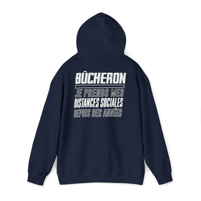 Bûcheron, expert en distances sociales