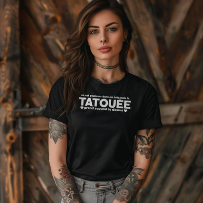On est plusieurs dans ma tête mais la tatouée prend souvent le dessus