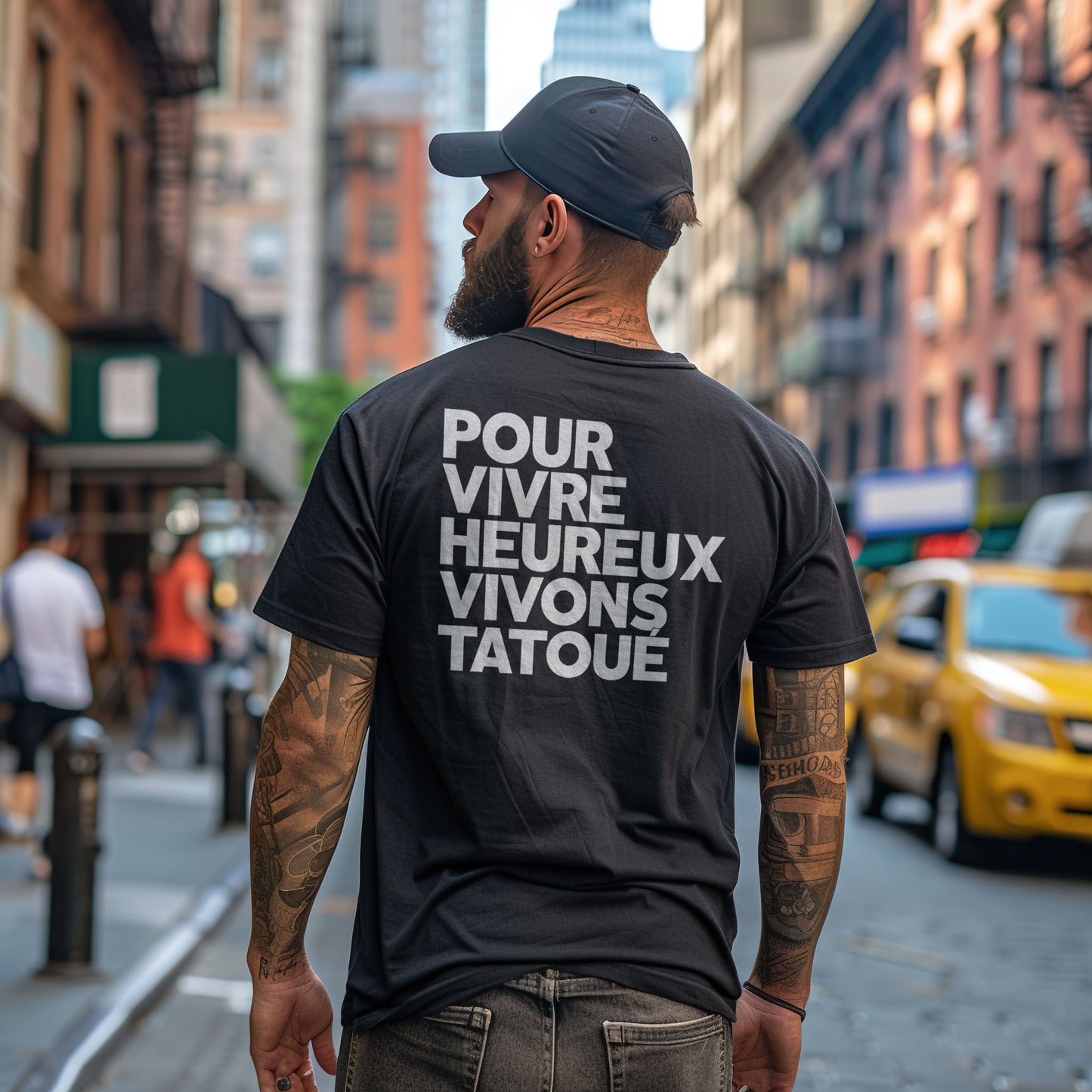 Pour vivre heureux vivons tatoué