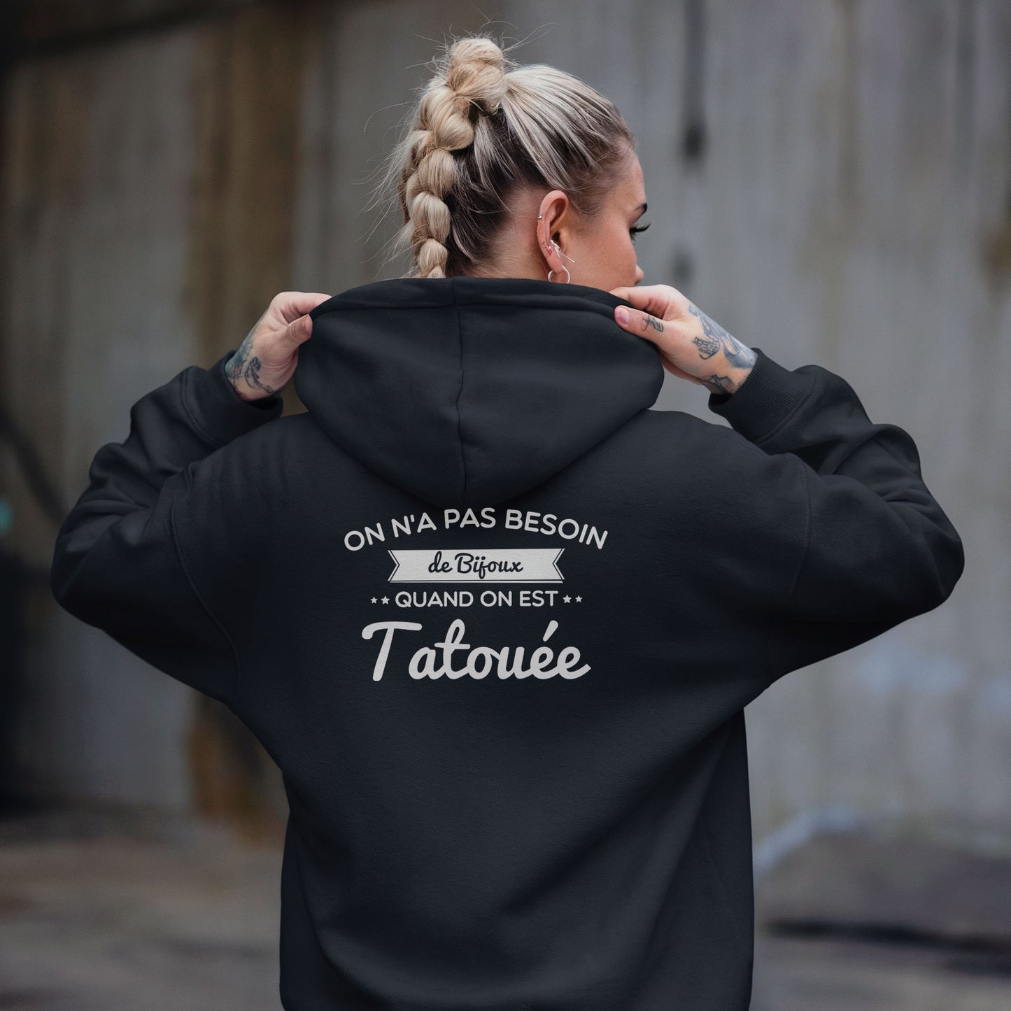 On n'a pas besoin de bijoux quand on est tatouée