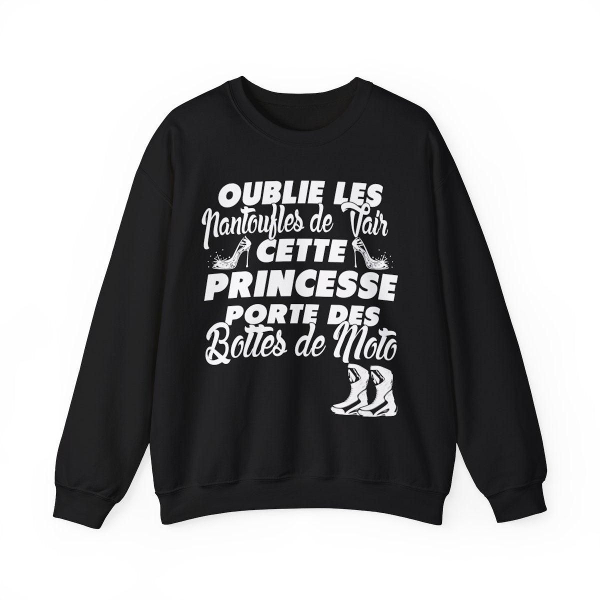 Cette princesse porte des bottes de moto