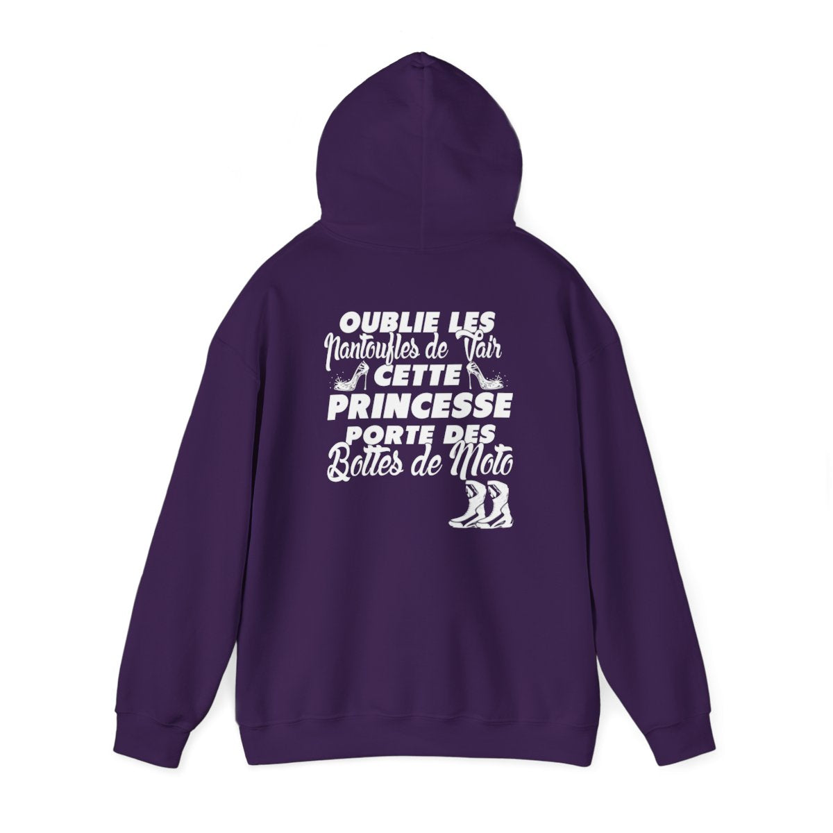 Cette princesse porte des bottes de moto