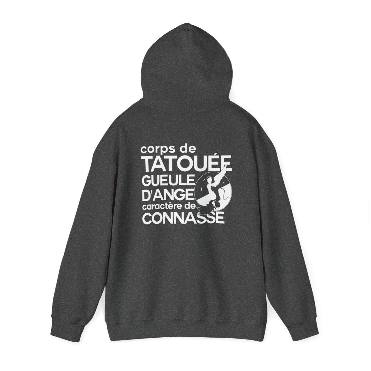 Corps de tatouée, gueule d’ange, caractère de connasse