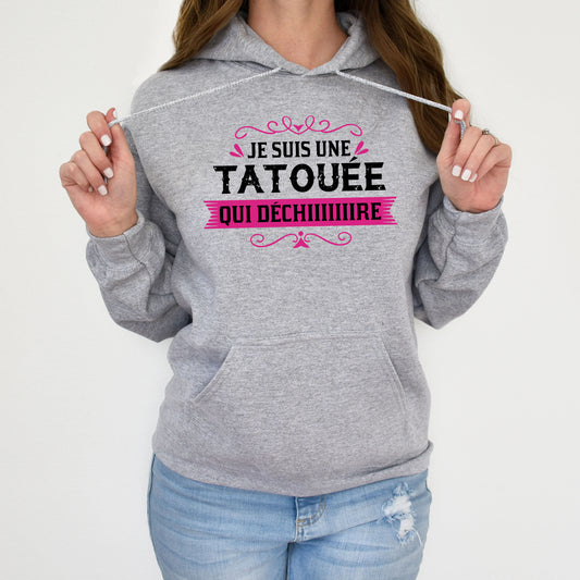 Je suis une tatouée qui déchire