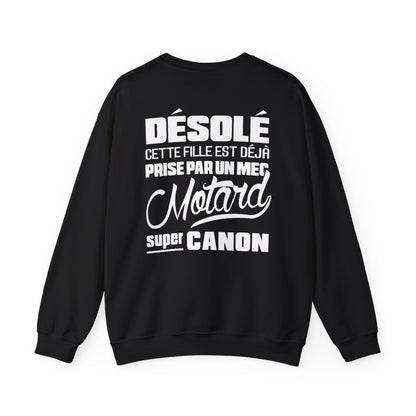 Désolé cette fille est déjà prise par un mec motard super canon