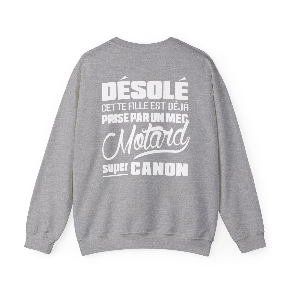 Désolé cette fille est déjà prise par un mec motard super canon