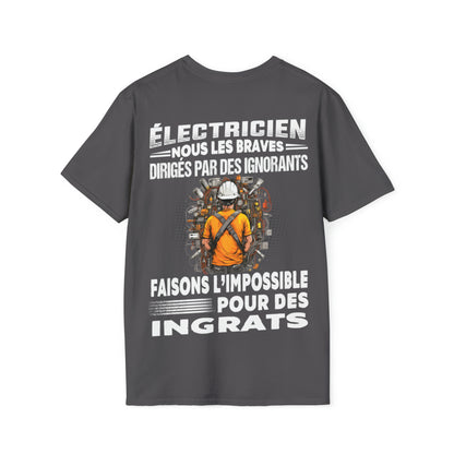 Électricien, les braves dirigés par les ignorants