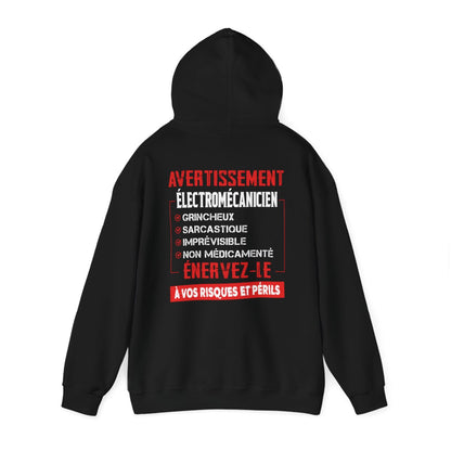 Électromécanicien, grincheux, sarcastique, imprévisible, non médicamenté