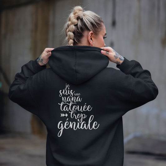 Je suis une nana tatouée trop géniale