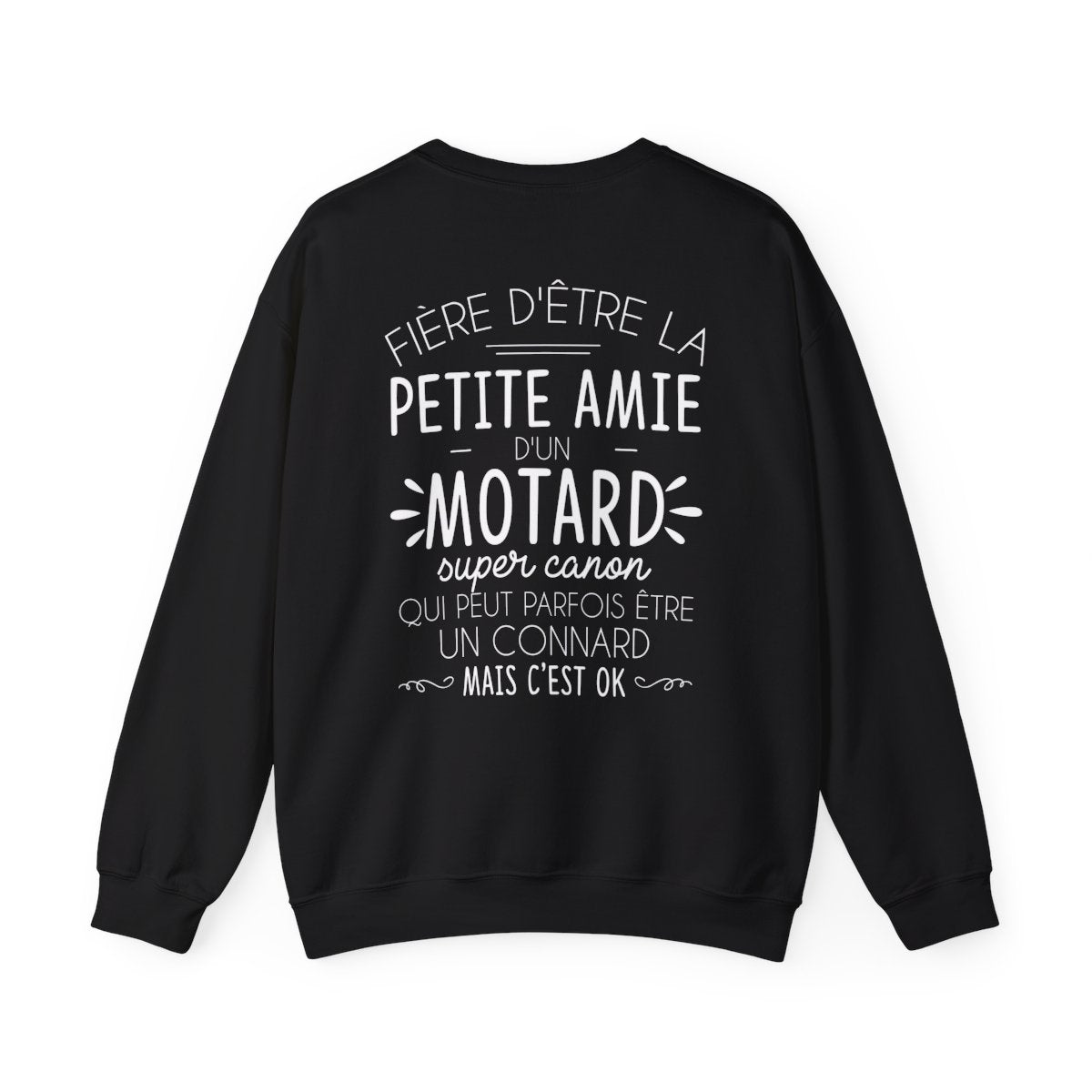 Fière d'être la petite amie d'un motard super canon qui peut parfois être un connard mais c'est OK