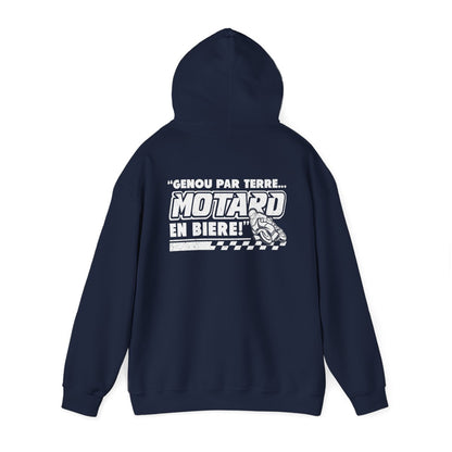 Genou par terre... motard en bière !