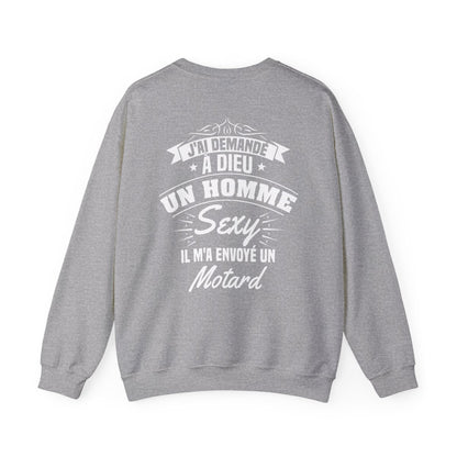 J'ai demandé à dieu un homme sexy il m'a envoyé un motard