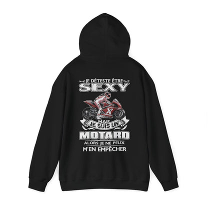 Je détesté être sexy mais je suis un motard alors je ne peux m'en empêcher