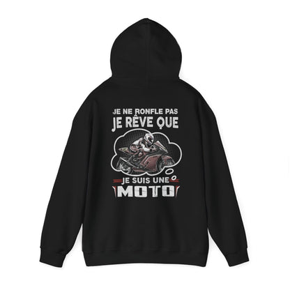 Je ne ronfle pas, je rêve que je suis une moto