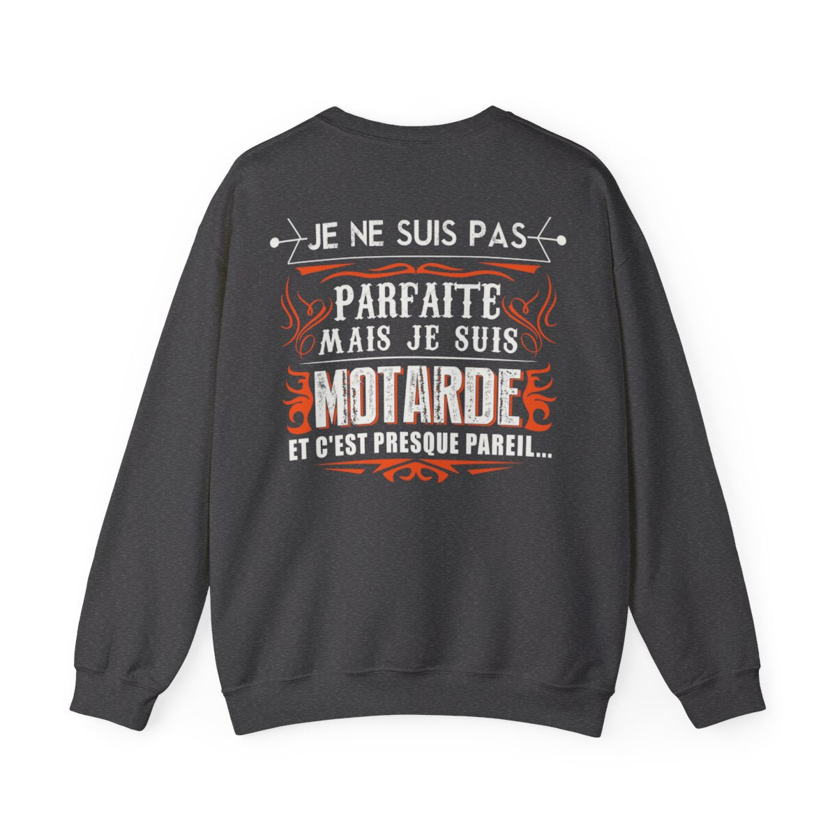 Je ne suis pas parfaite mais je suis motarde et c'est presque pareil