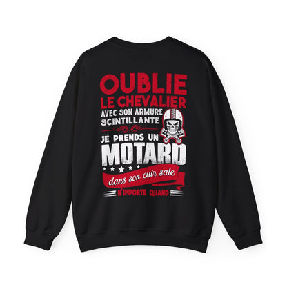 Je prends un motard dans son cuir sale