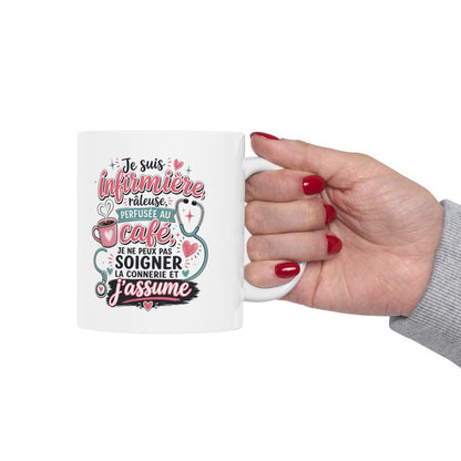 Je suis Infirmière, râleuse, perfusée au café
