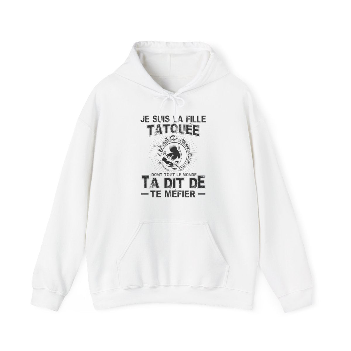 Je suis la fille tatouée dont tout le monde t'a dit de te méfier