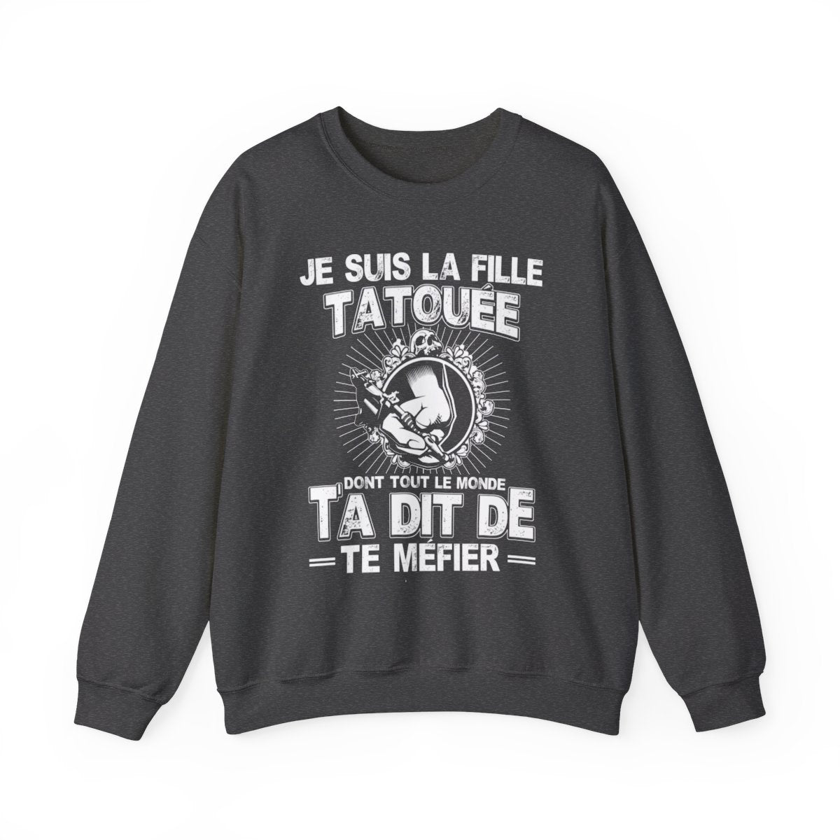 Je suis la fille tatouée dont tout le monde t'a dit de te méfier