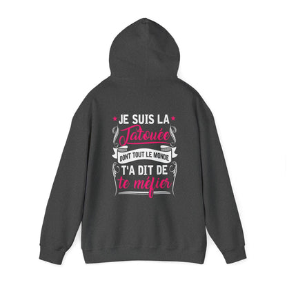 Je suis la tatouée dont tout le monde t'a dit de te méfier