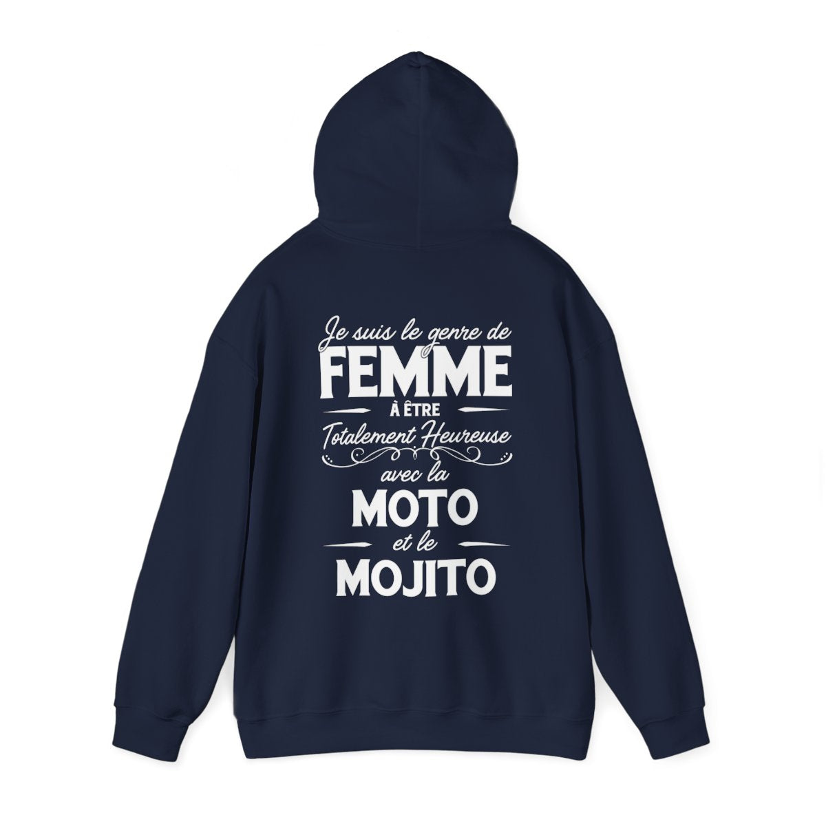 Je suis le genre de femme à être totalement heureuse avec le moto et le mojito
