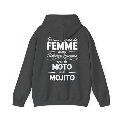 Je suis le genre de femme à être totalement heureuse avec le moto et le mojito