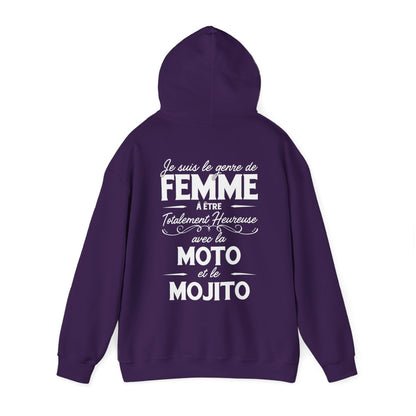 Je suis le genre de femme à être totalement heureuse avec le moto et le mojito