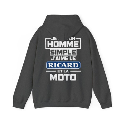 Je suis un homme simple, j'aime le ricard et la moto