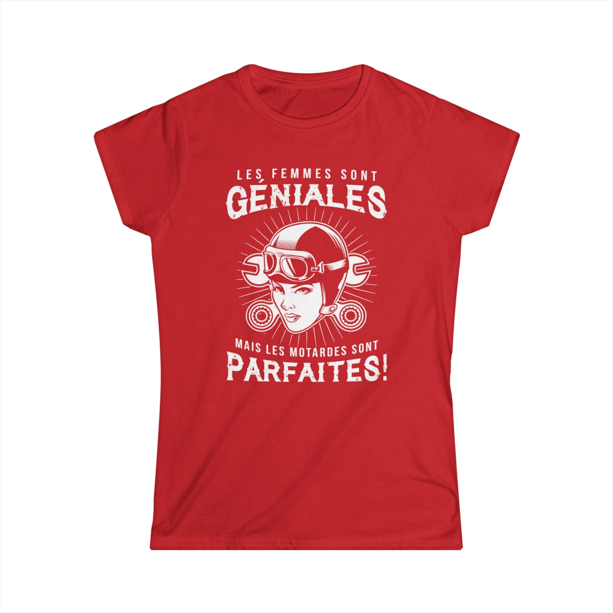 Je suis une femme simple j'aime la moto et les mojitos