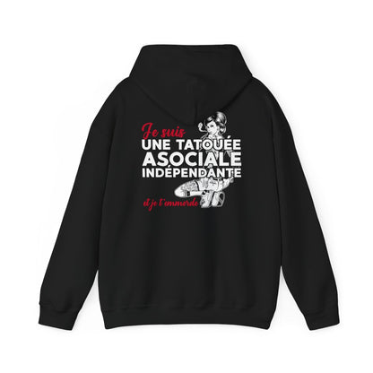 Je suis une tatouée, asociale, indépendante et je t'emmerde