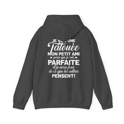 Je suis une tatouée, mon petit ami pense que je suis parfaite et je m'en fous de ce que les autres pensent