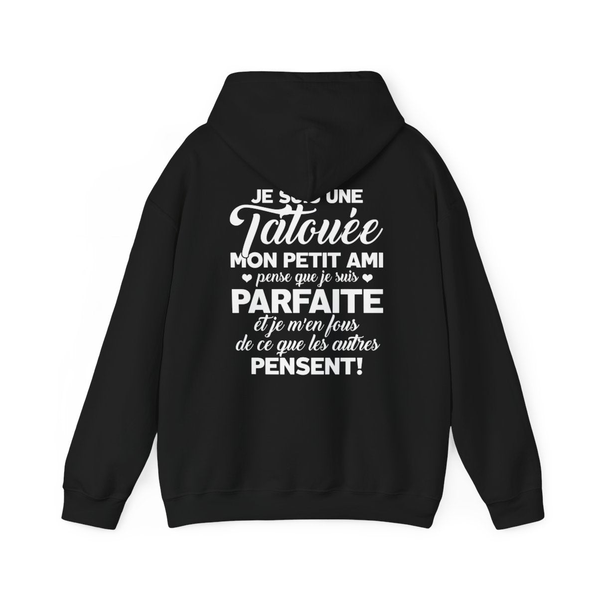 Je suis une tatouée, mon petit ami pense que je suis parfaite et je m'en fous de ce que les autres pensent