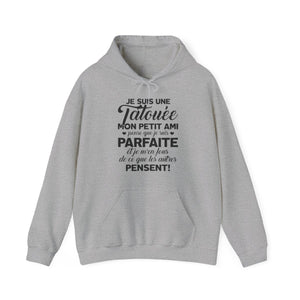 Je suis une tatouée, mon petit ami pense que je suis parfaite et je m'en fous de ce que les autres pensent