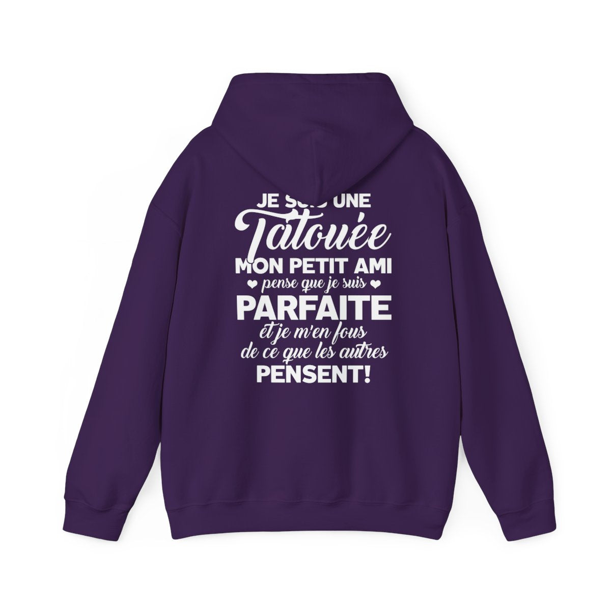 Je suis une tatouée, mon petit ami pense que je suis parfaite et je m'en fous de ce que les autres pensent