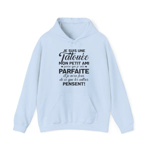 Je suis une tatouée, mon petit ami pense que je suis parfaite et je m'en fous de ce que les autres pensent