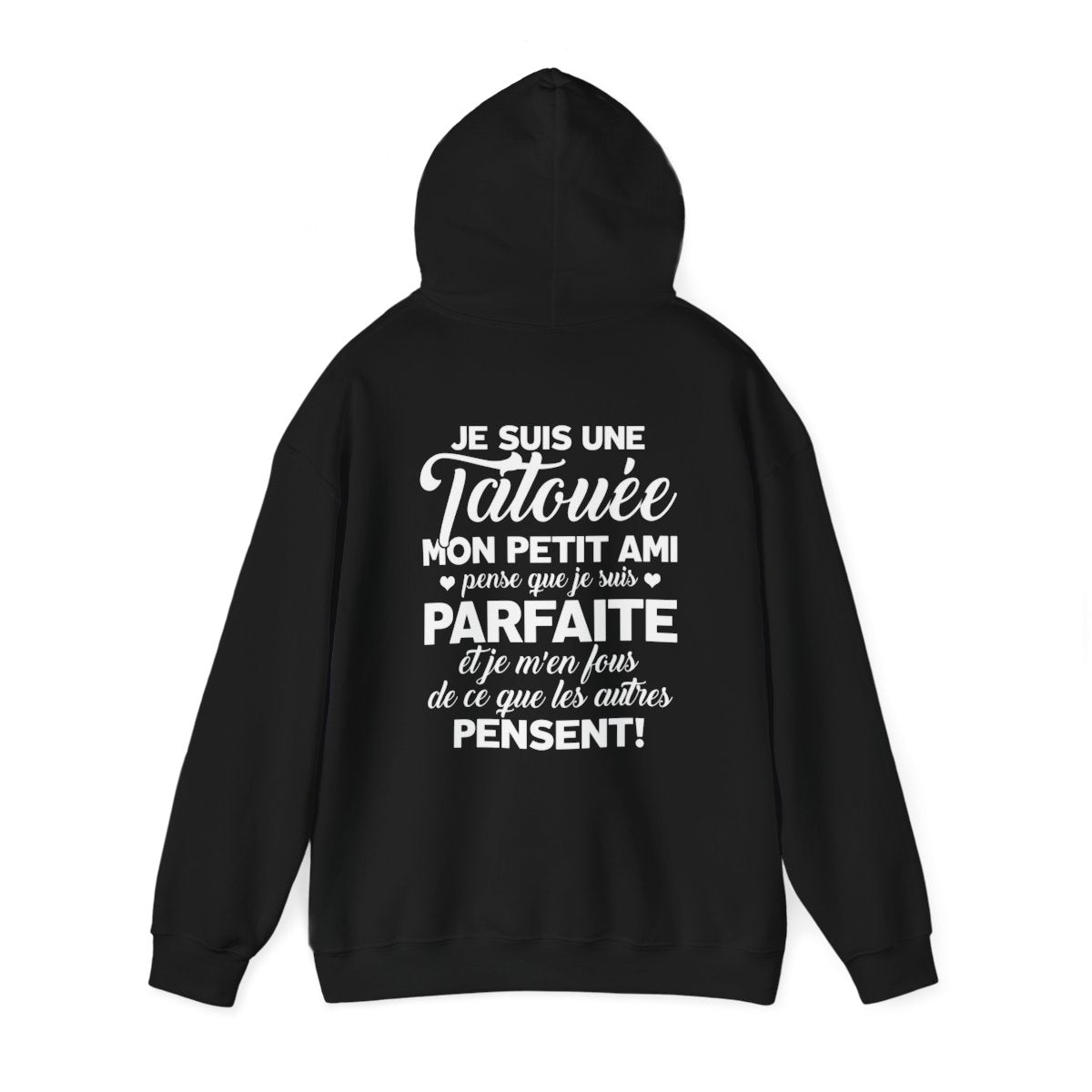 Je suis une tatouée, mon petit ami pense que je suis parfaite et je m'en fous de ce que les autres pensent