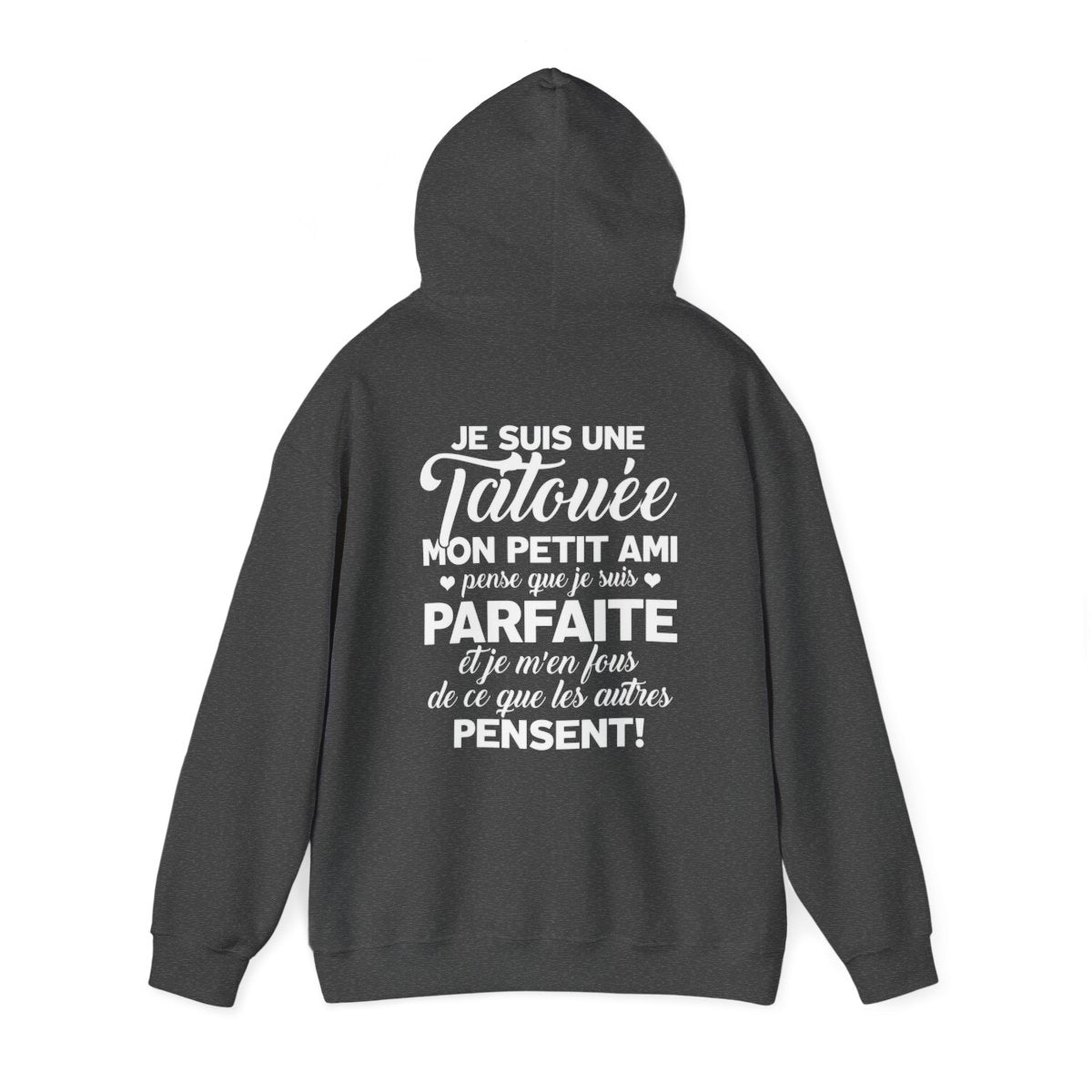 Je suis une tatouée, mon petit ami pense que je suis parfaite et je m'en fous de ce que les autres pensent