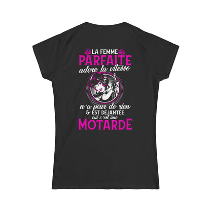 La femme parfaite adore la vitesse n'a peur de rien et est déjantée